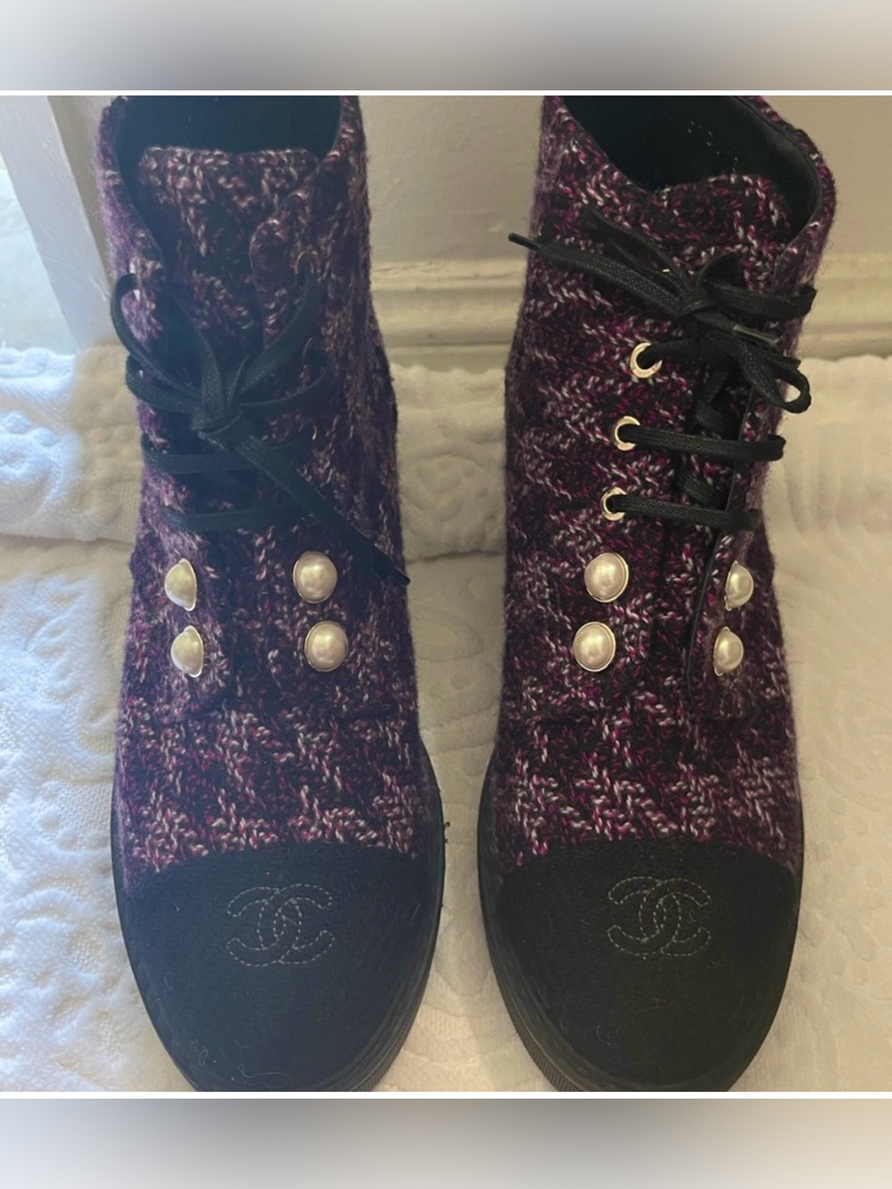 Gorgeous CHANEL Purple Knit Lace-Up Ankle Boots! Size 40 but fits 39 or US 8.5!